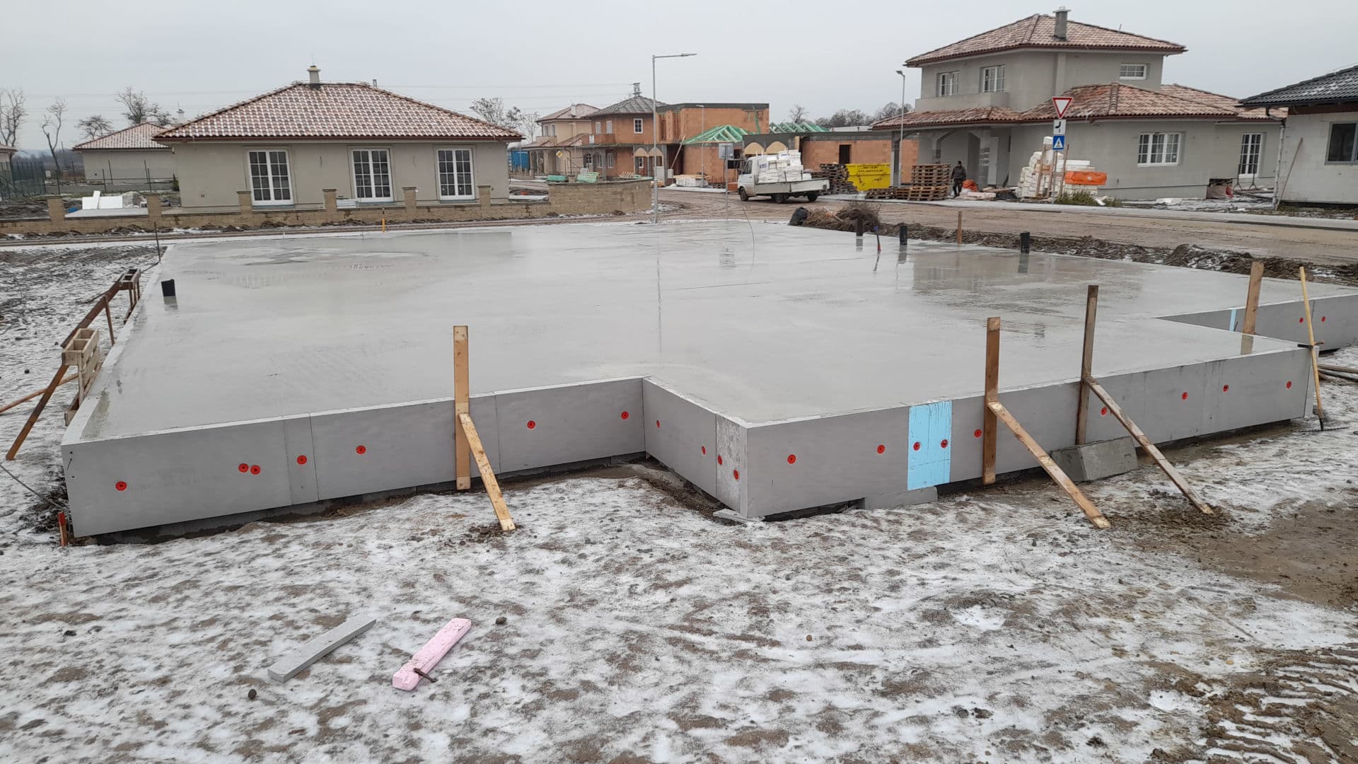 montaz, elektroinstalacia, stavba, klimatizacia, ukazka prace